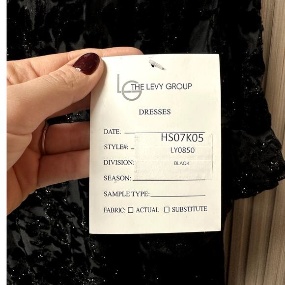 Laundry by Shelli Segal Off-Shoulder Black Floral Dress Size L - Style LY0850 - Picture 3 of 7